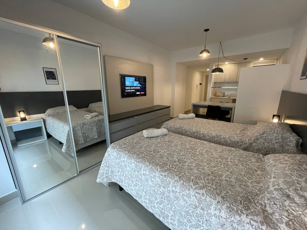 Urban Luxury- Studio Living in San Telmo Num4649
