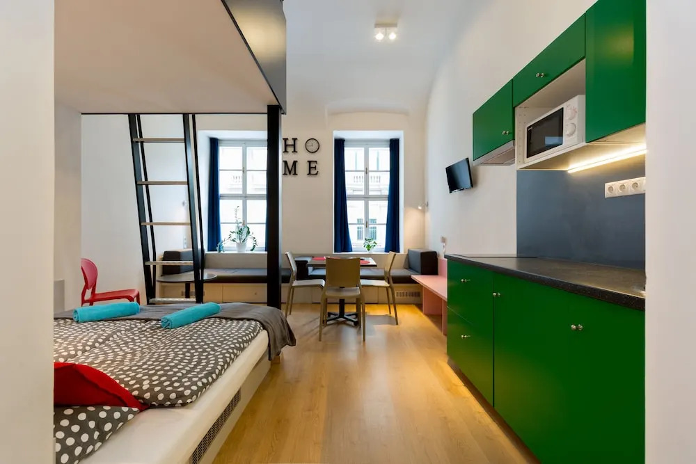 Dice Apartments