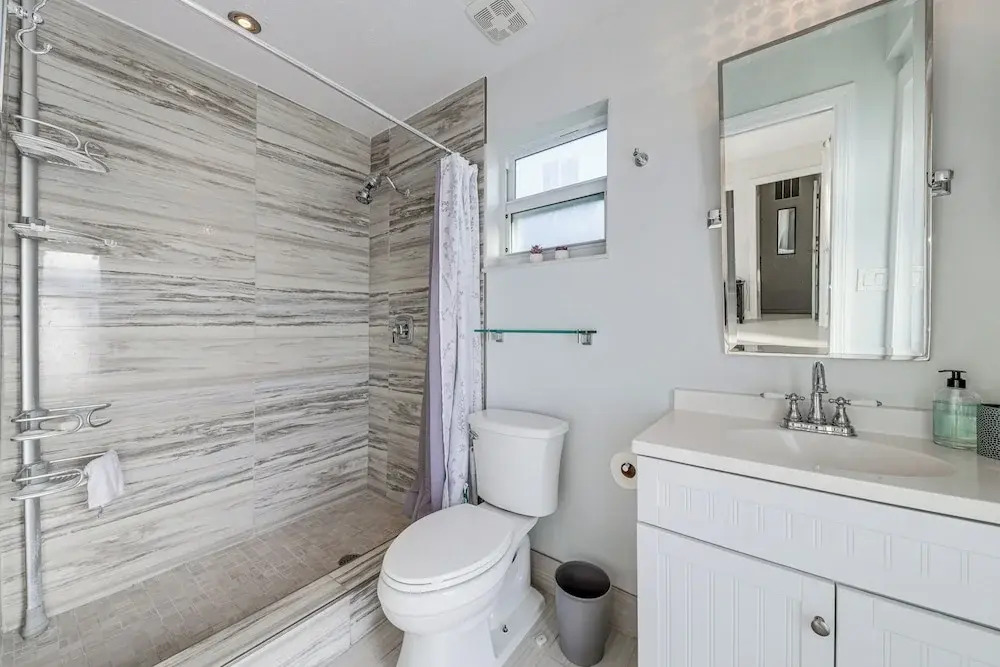 3 Mi to Beach! Poolside Escape in Fort Lauderdale