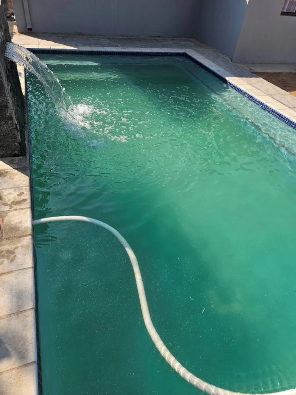 Luxurious Holiday House in Kempton Park With Pool Access