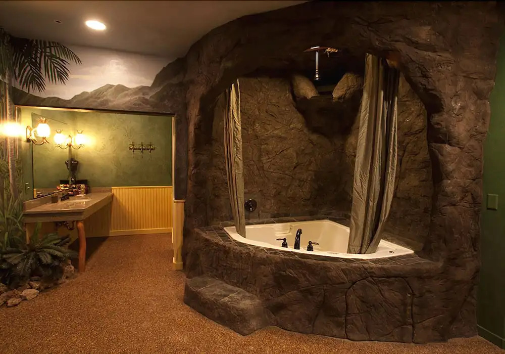 Destinations Inn Theme Rooms
