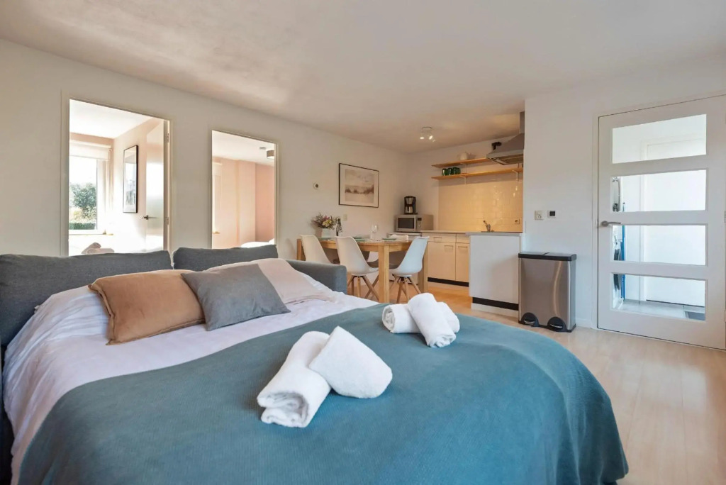 Spacious Family Holiday Home (7p), Free indoor parking