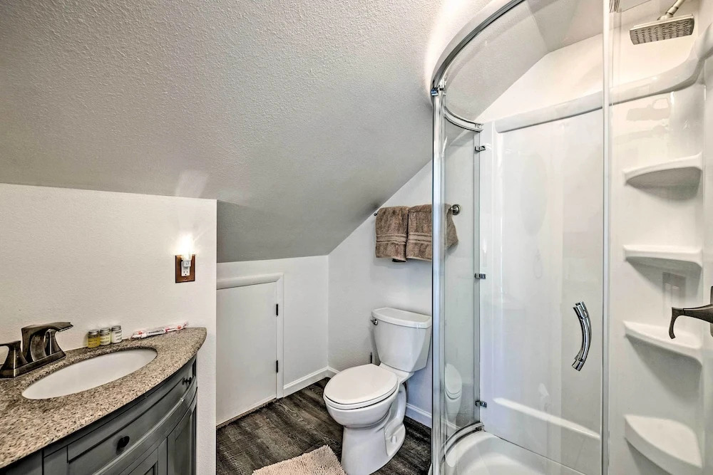 2 Mi to Slopes: Park City Ski Getaway w/ Hot Tub!