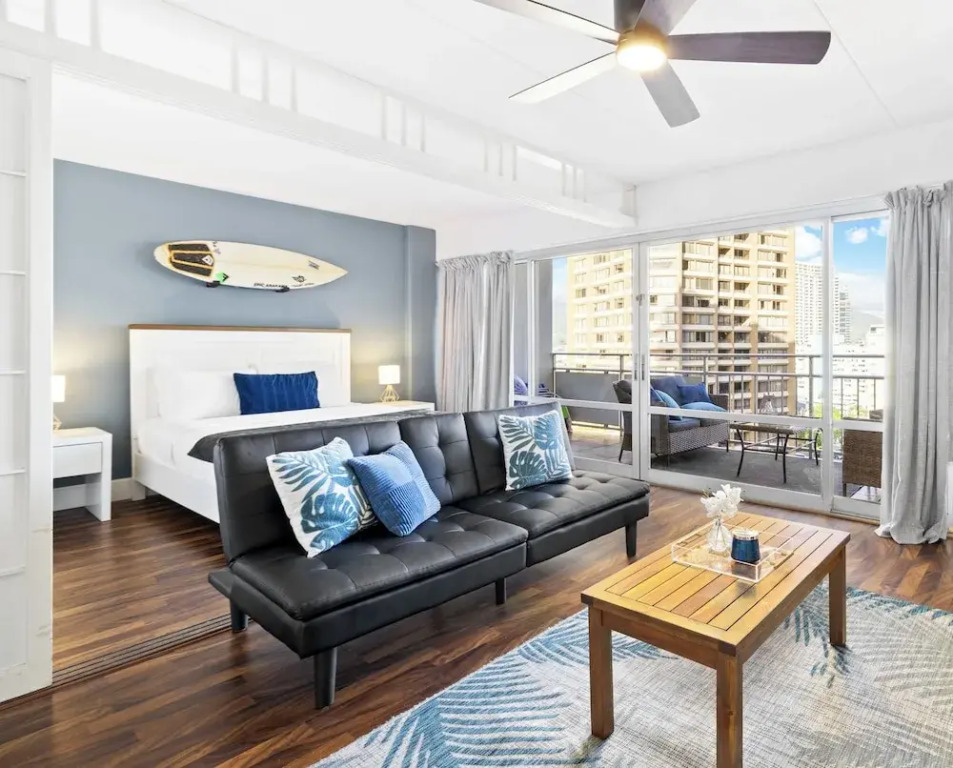 Ilikai Hotel Studio