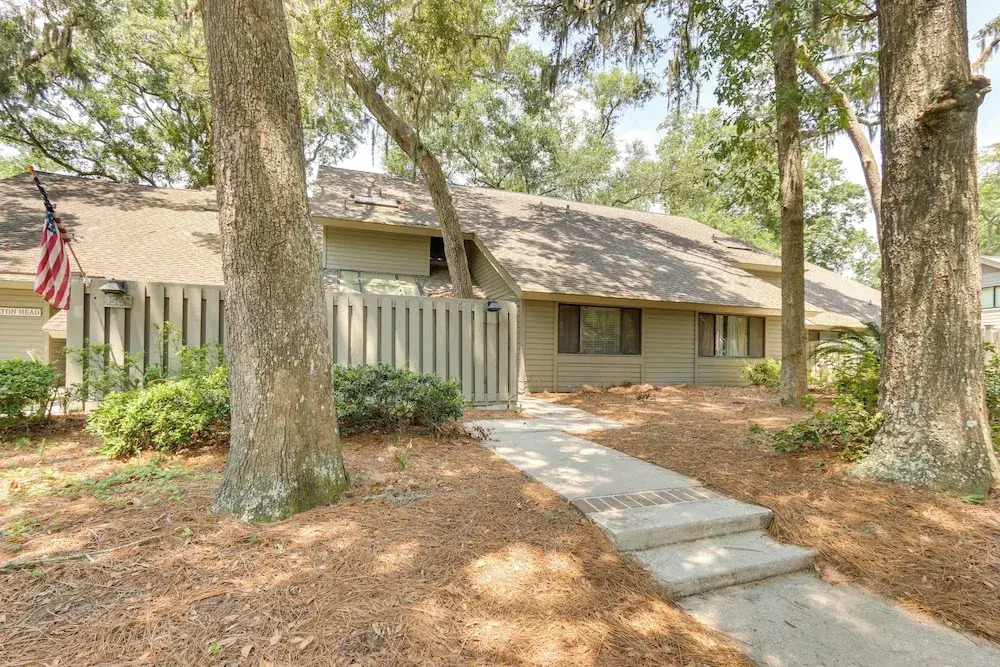 HH Condo on George Fazio Course w/ Community Pool!