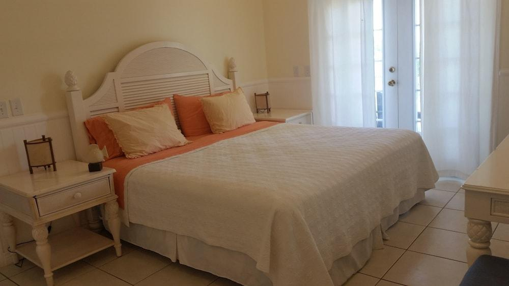 Sanctuary Condominiums and Retreat