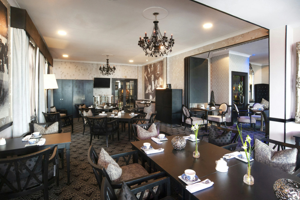 Cumberland Hotel