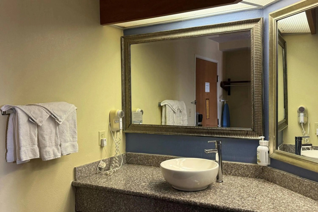 Baymont by Wyndham Evansville North/Haubstadt