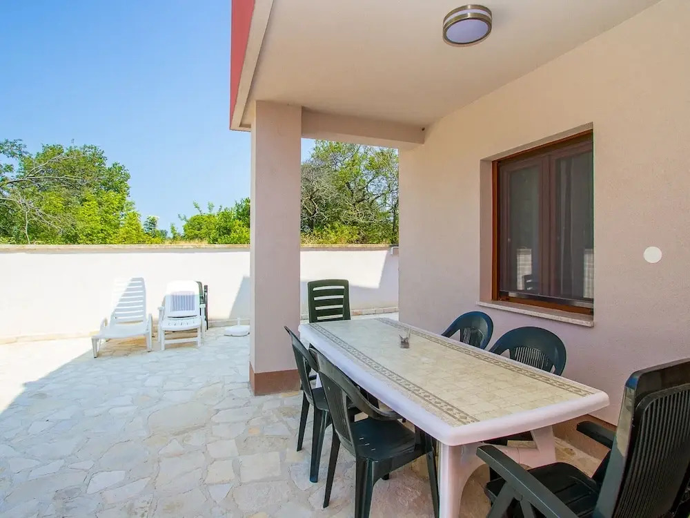 Apartment in Croatia Near the Coast