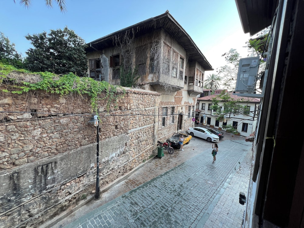 Quena Hotel