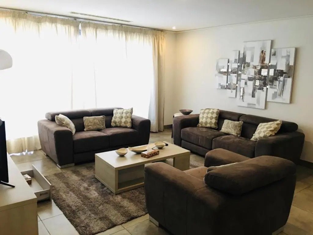 Executive 2 bedroom Apartment At East Legon