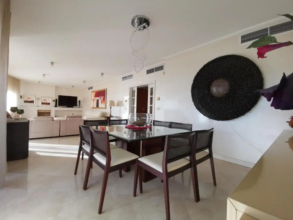 Entire floor parque nacoes prime apartments expo30