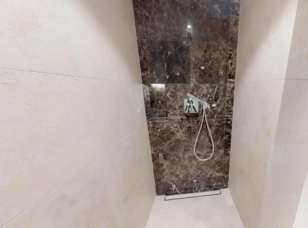 White Pearl Apartment 2.12