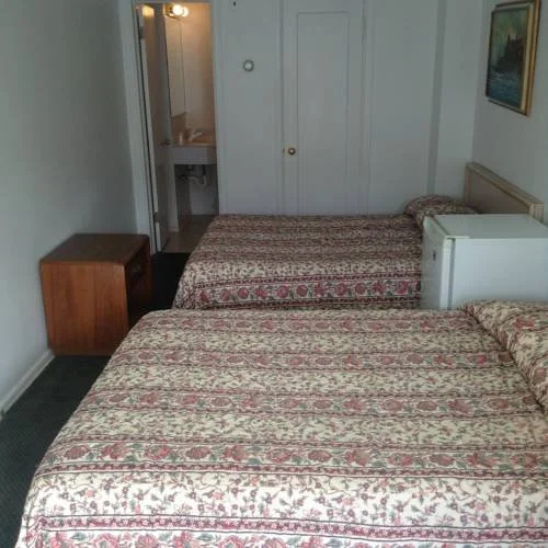 Royal Motel