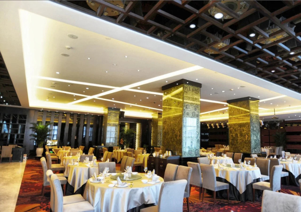 Grand View Hotel