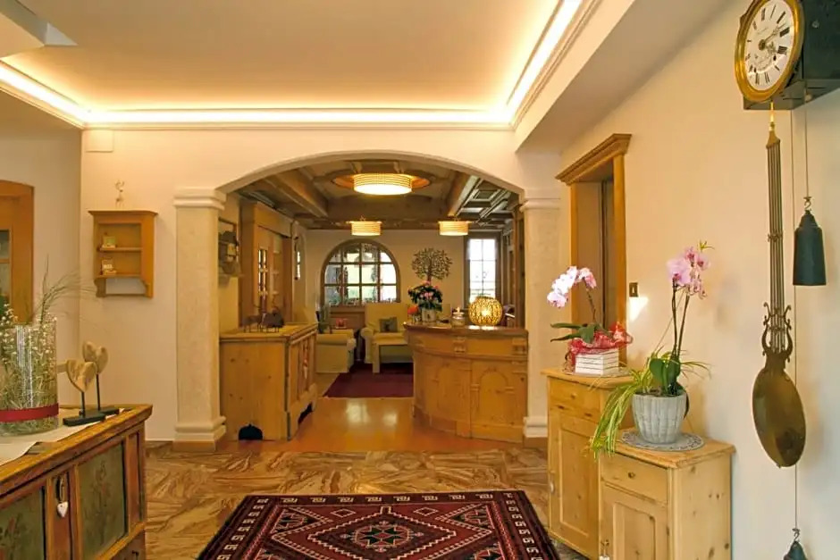 Hotel MIOL