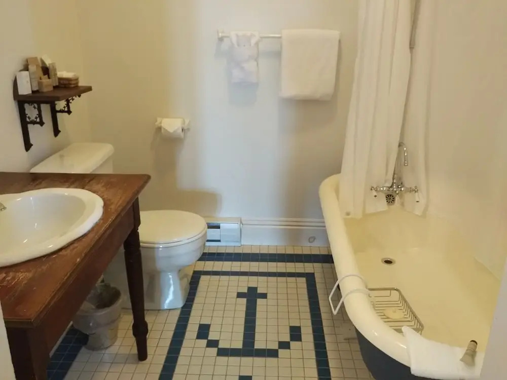 Homeport Historic B&B
