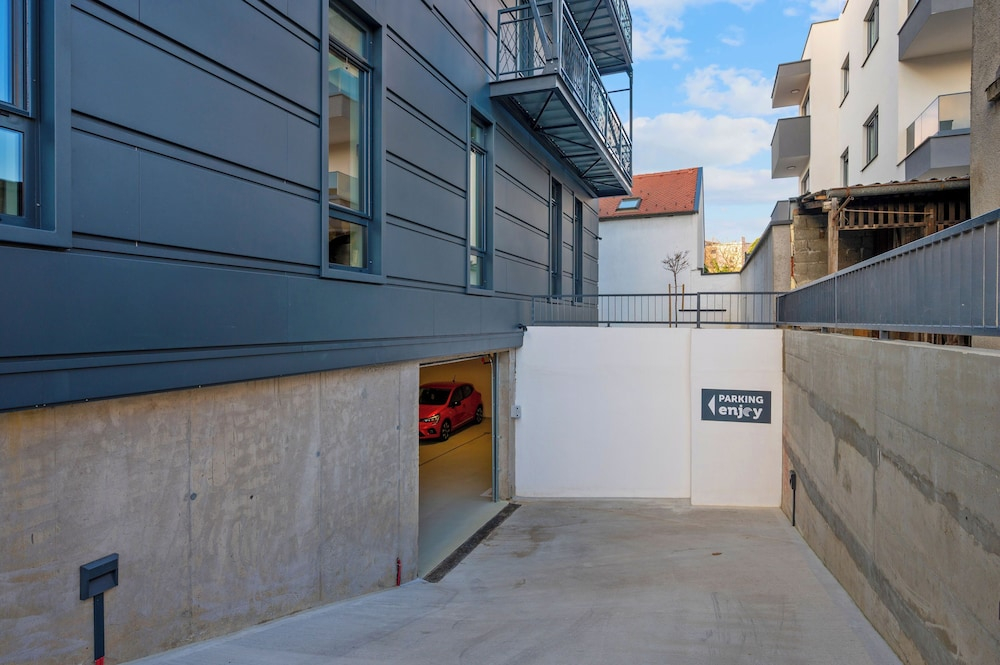 Enjoy Apartments and Suites