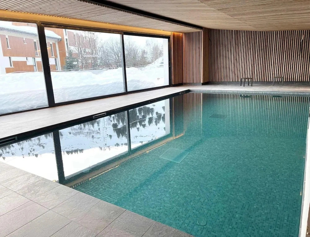 6-guest Alpine Rental With Balcony