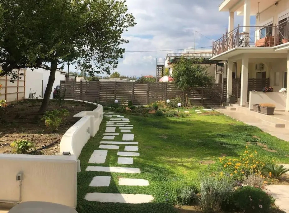 Lovely House by the Sea with Garden and BBQ (A)