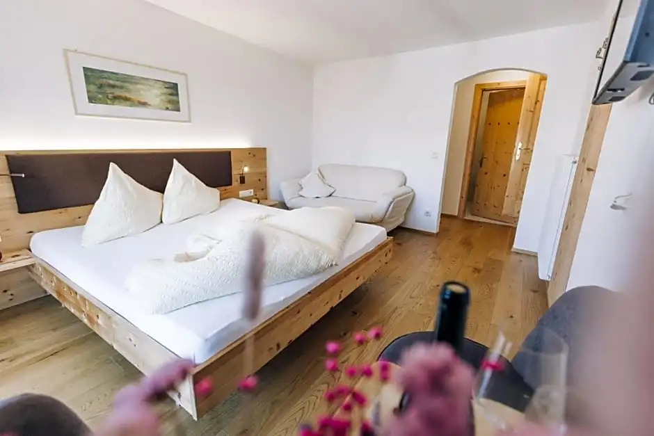 Amplatz 1523 - B&B and Suites