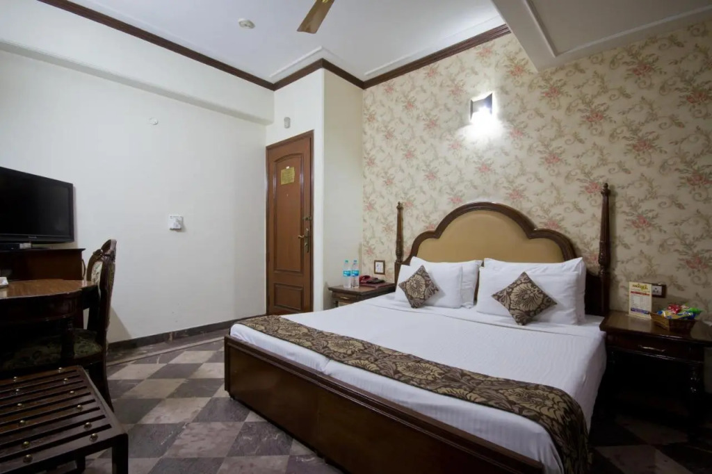 Hotel Sunstar Grand