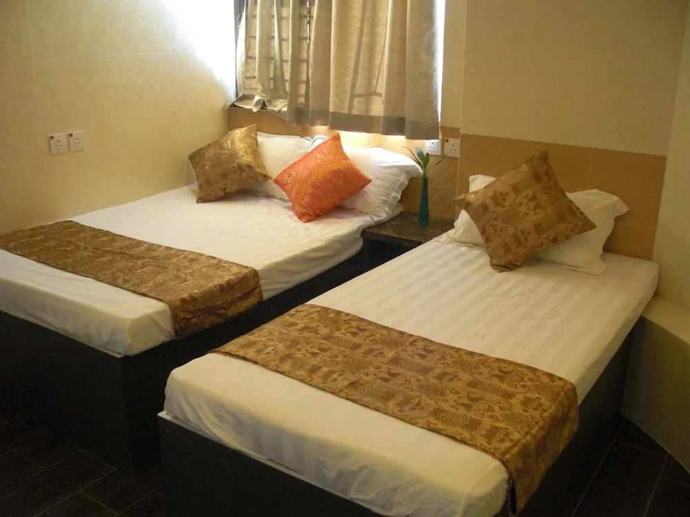 Dynasty Commercial Hotel