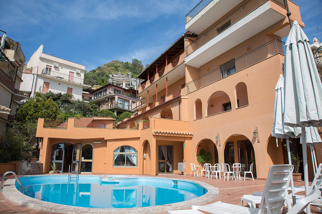 Andromaco Palace Hotel