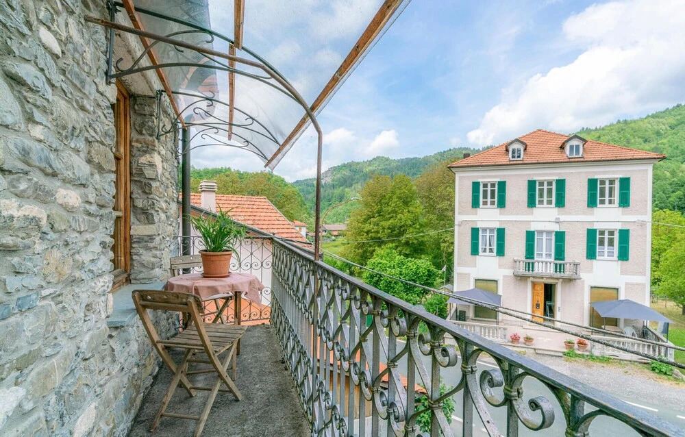 Awesome Home in Loco di Rovegno With Wifi and 4 Bedrooms