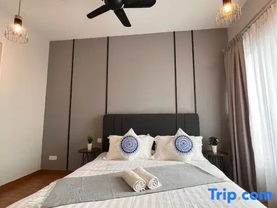 Tropicana 218: Spacious Luxury City 3BR 3car 11pax
