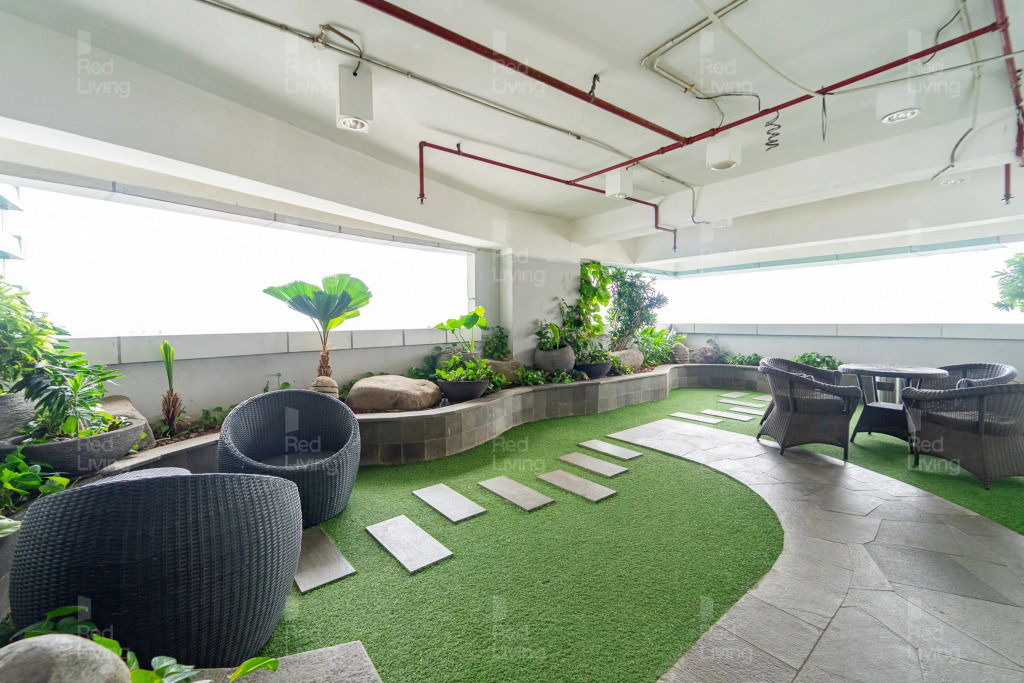RedLiving Apartemen Grand Kamala Lagoon - Icha Rooms Tower Barclay South with Netflix