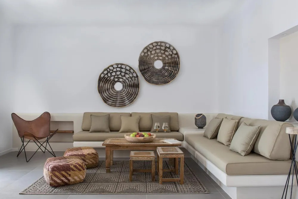 One Bedroom Panoramic - White Co