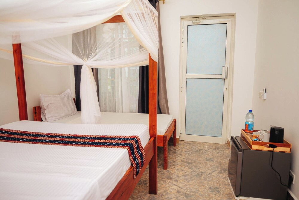 Karibu Villa