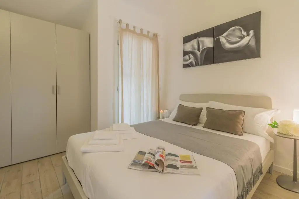 The Sweet Square Flat