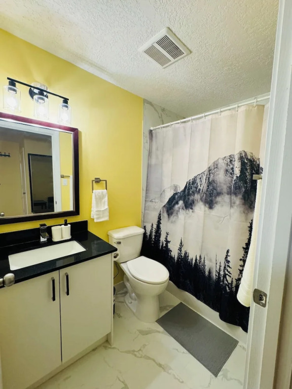 Avola Mountain Lodge