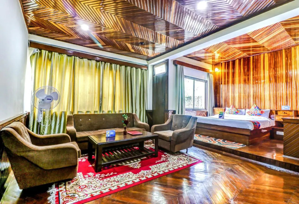 FabHotel Oak Ridge Retreat I