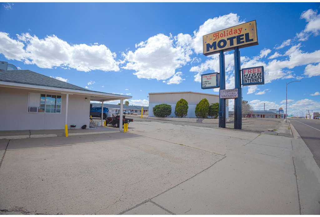 Holiday Motel Lordsburg I-10