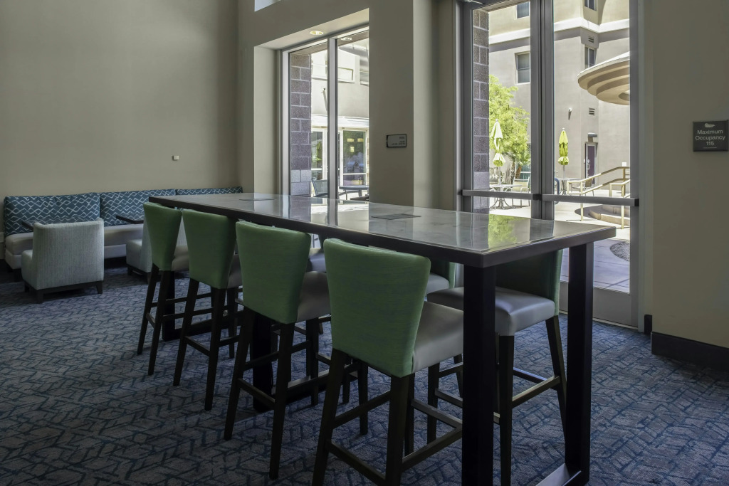 Homewood Suites by Hilton Phoenix Airport South