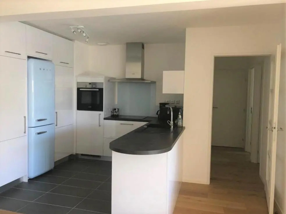 Bel appartement-duplex, équipements et literie neufs au centre ville de PERROS-GUIREC Ref 938