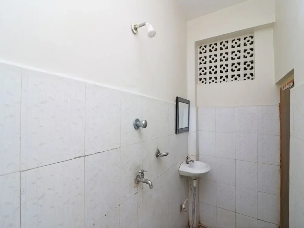 SPOT ON 37503 Hotel Akash