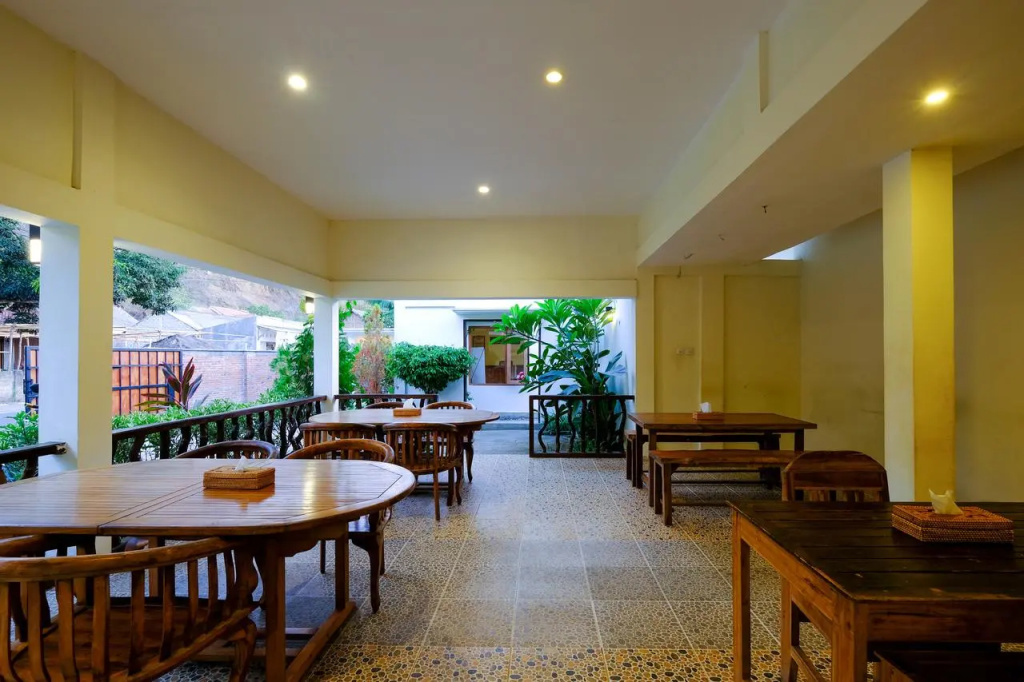 Oyo 1659 Sengkunyit Bukit Hotel