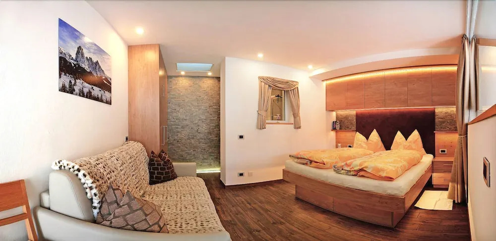 Apartment 4 Holiday - Apartment Mujnei