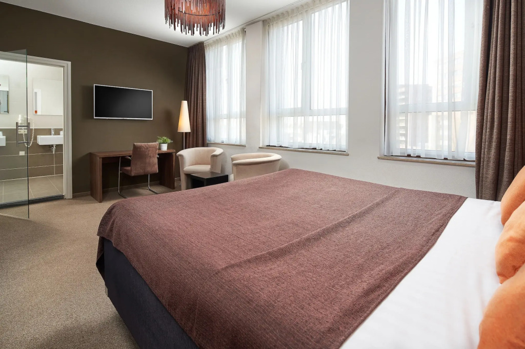Hotel La Reine
