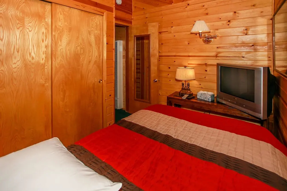 Memory Maker Cabin