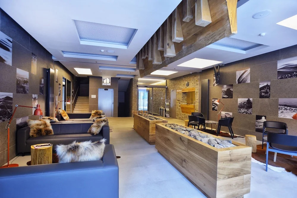 Hotel Pecr Deep