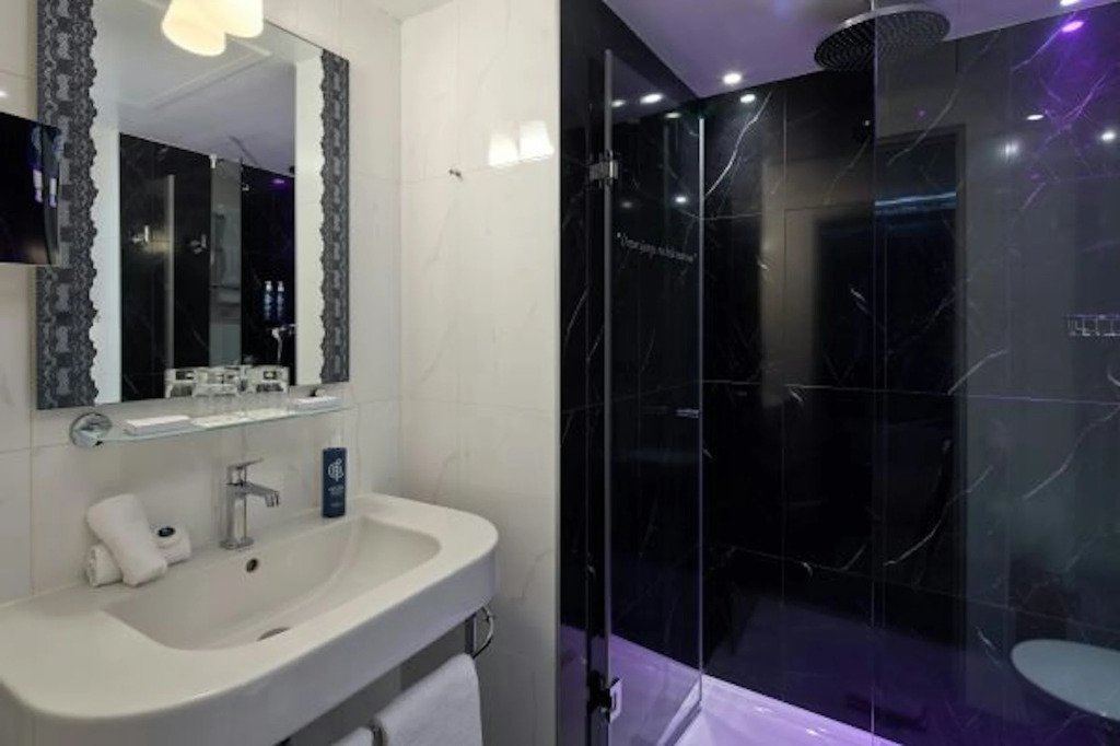 Les Plumes Hotel
