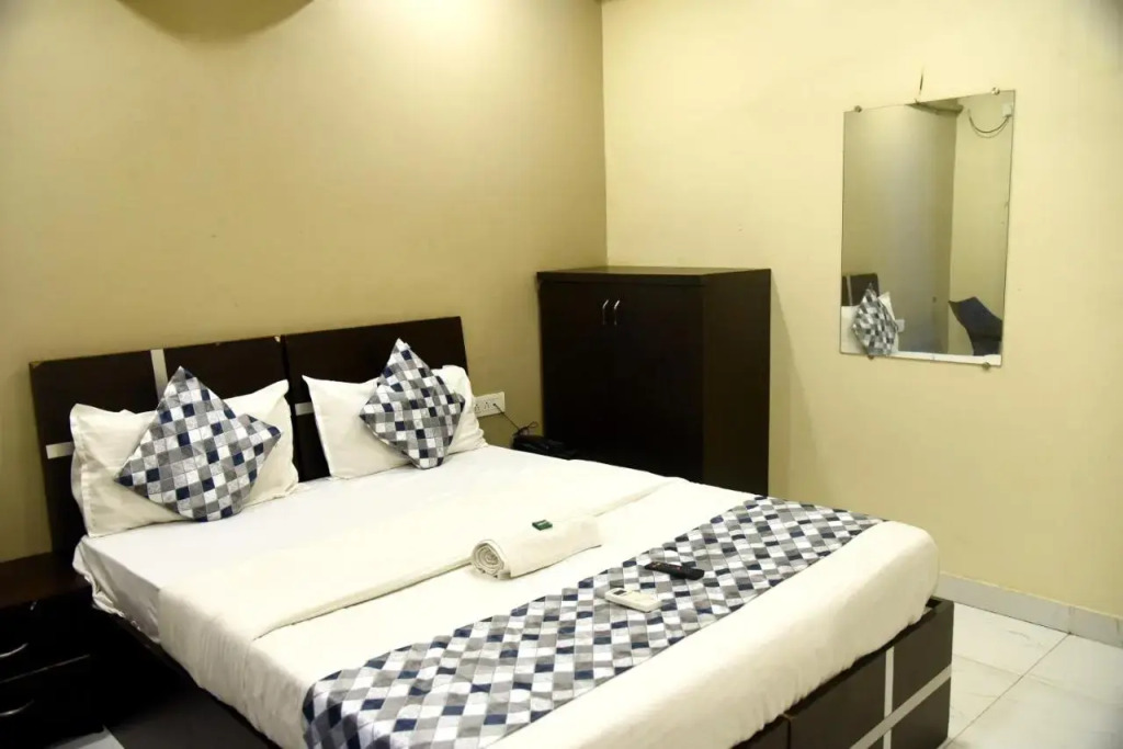 Hotel O Orchid Platinum Guest House