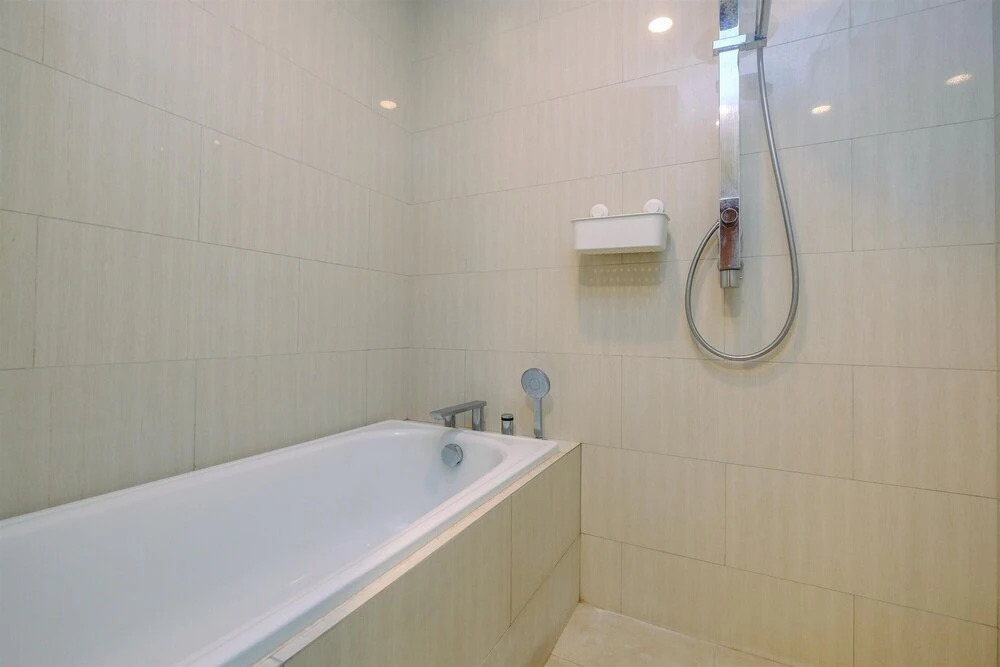 Comfy and Cozy Stay 1BR at Branz Simatupang Apartment