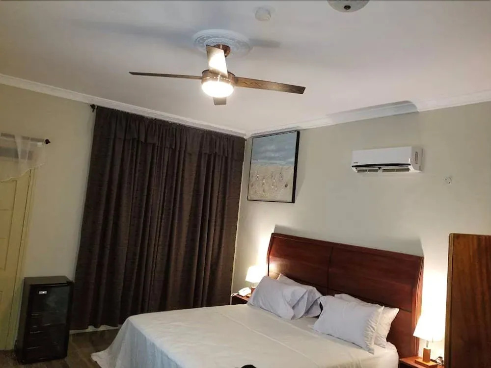 Balance Sheet Hotel
