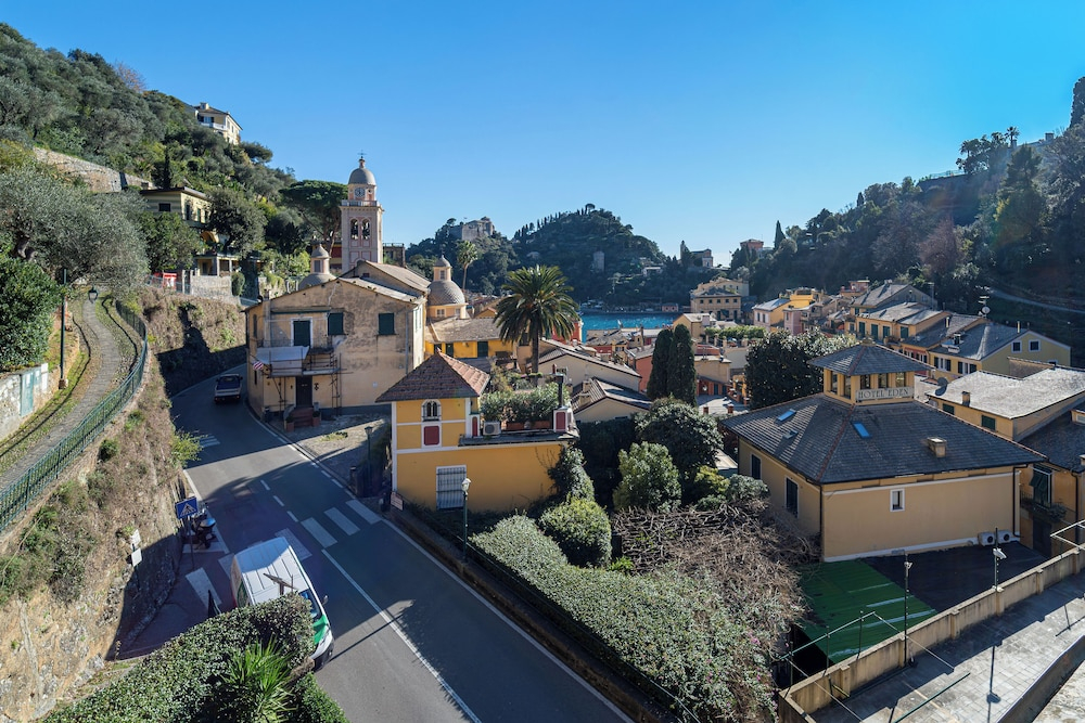 Lovely 2-Bedroom Flat - Sea View Terrace